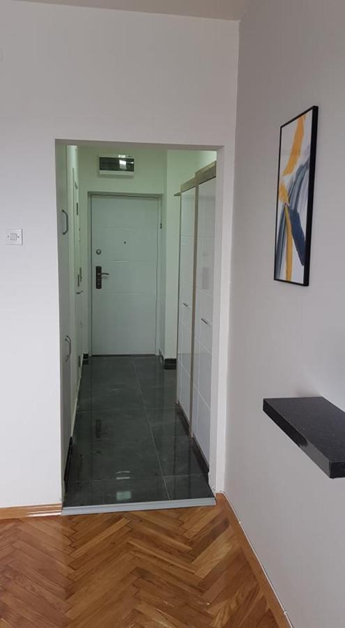 Central View Apartment Skopje Eksteriør bilde