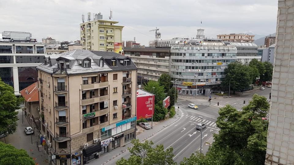 Central View Apartment Skopje Eksteriør bilde